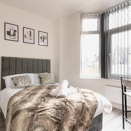 Cosy Cardiff Apartments - Garden Lounge Luaran gambar