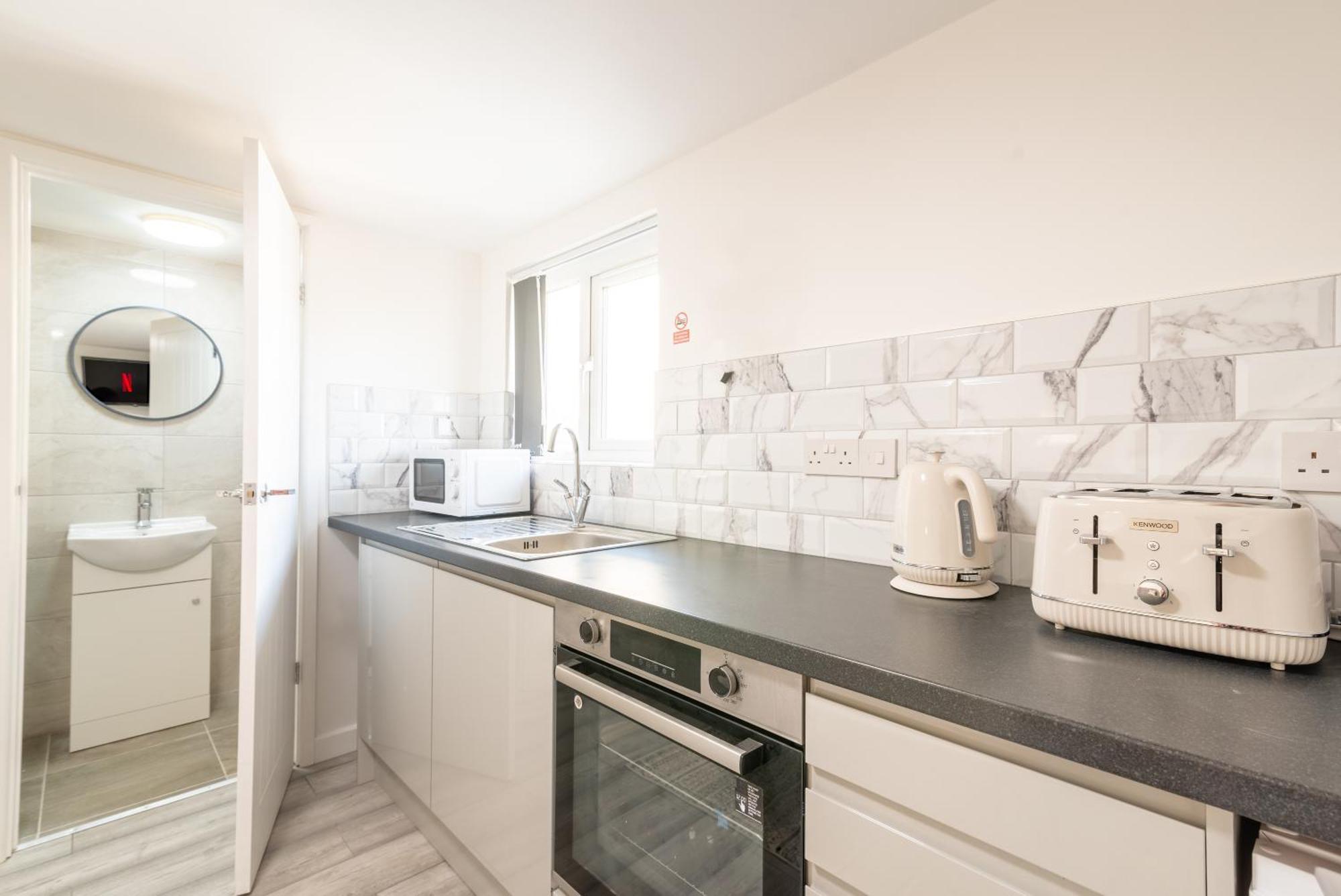 Cosy Cardiff Apartments - Garden Lounge Luaran gambar